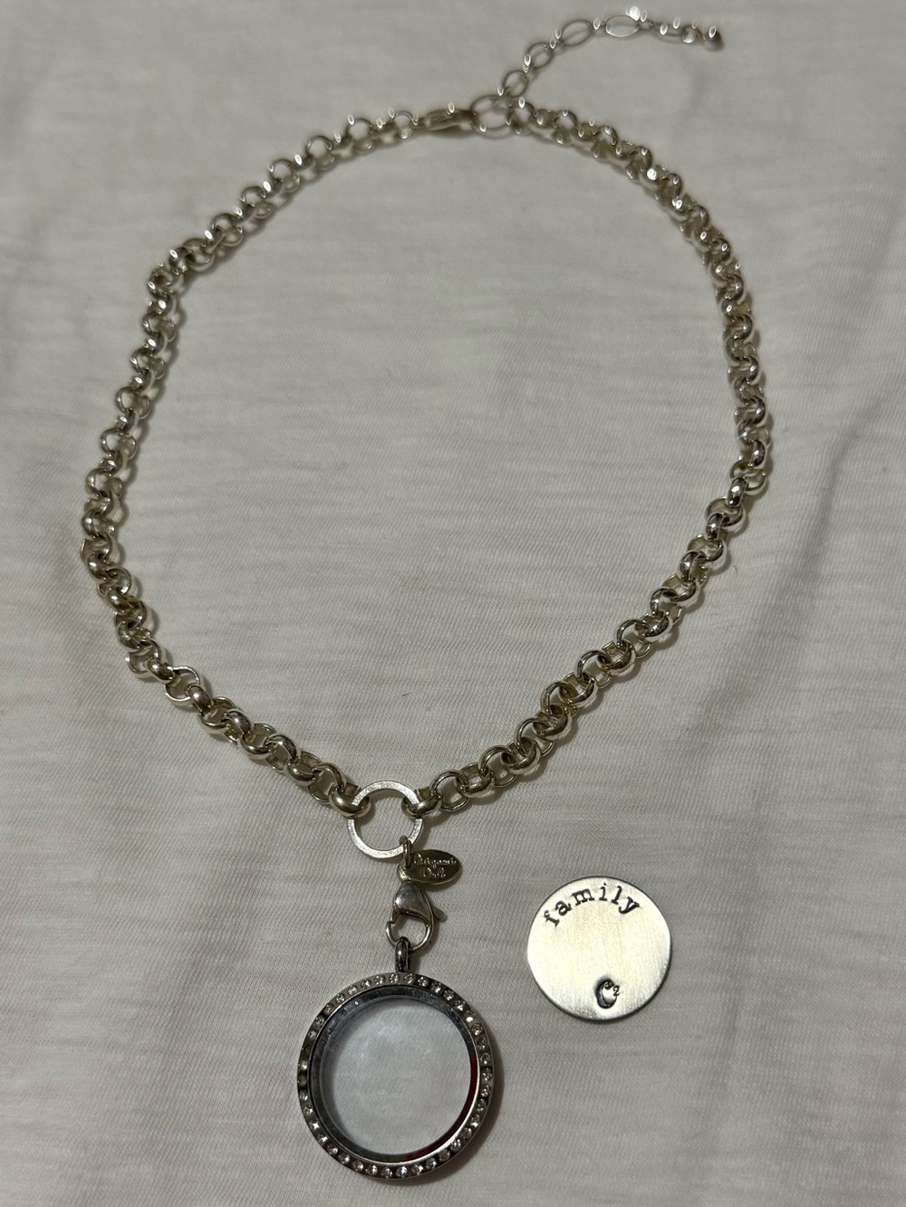 Origami Owl Silver-Tone 'Family' Charm Locket with chain